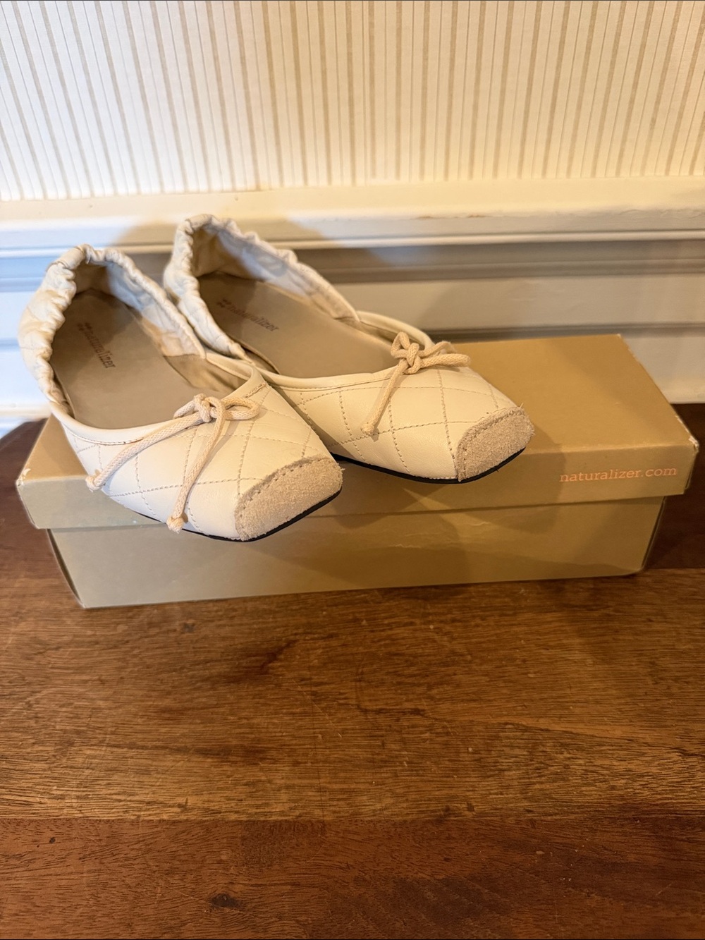 Naturalizer Quilted Bow Ballet Flats in Beige Cream